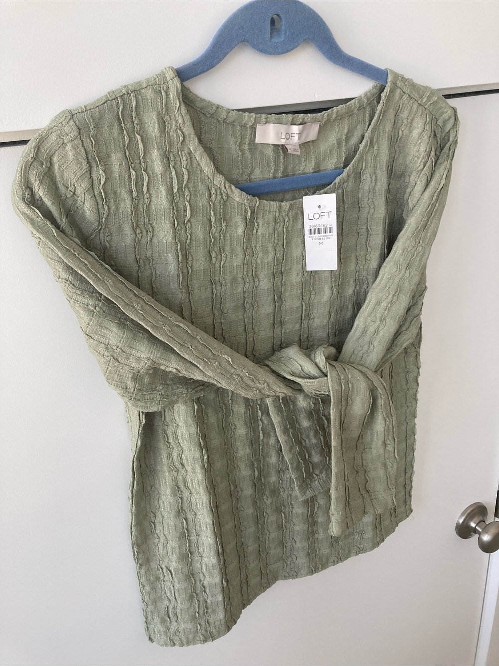 LOFT Light Sage Textured Long-Sleeve Knit Top